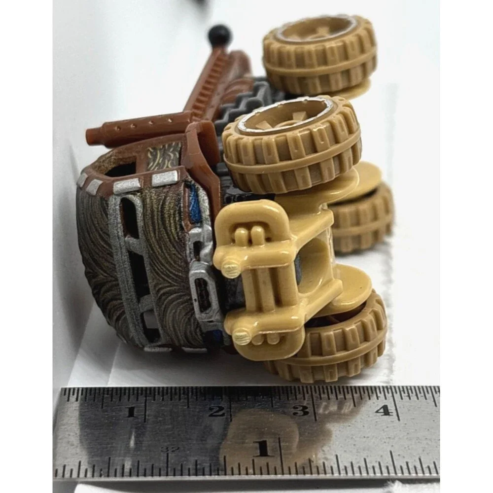Hot Wheels Star Wars Chewbacca Truck 2014 CGW39 Chewy G50 Collectible Fan Gift - Picture 11 of 11